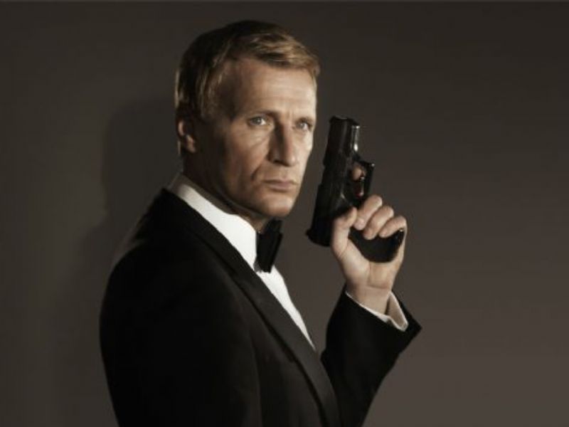 daniel craig lookalike